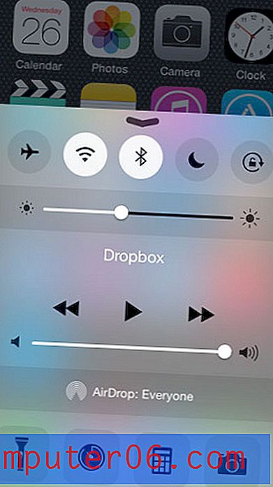 Iestatiet AirDrop kā kontaktpersonu tikai iPhone 5
