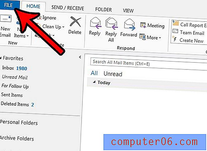 Ātrās piekļuves rīkjoslas pārvietošana zem lentes programmā Outlook 2013