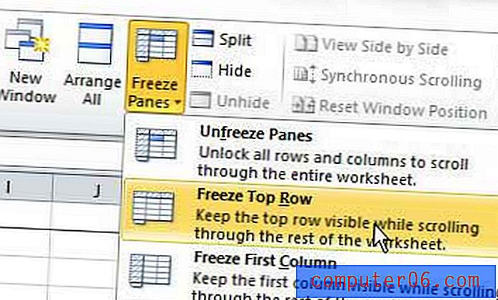 Como manter a linha superior visível no Excel 2010